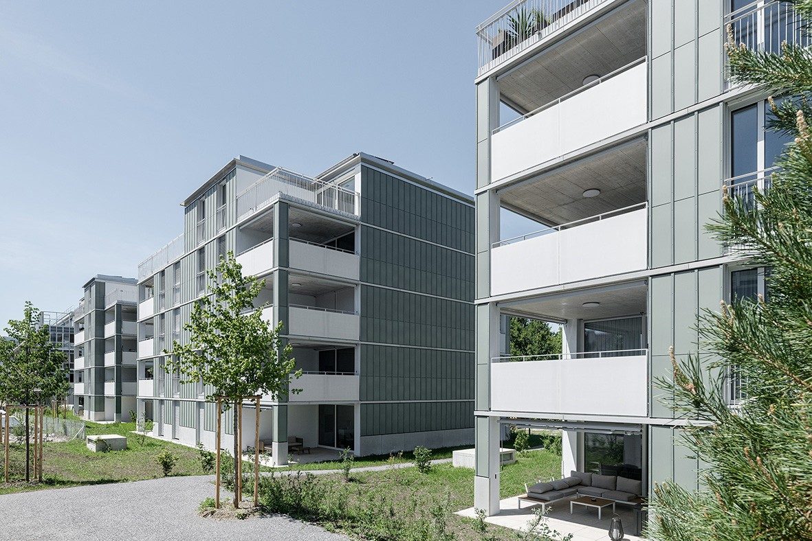 Vista esterna del nuovo complesso residenziale di Urdorf.